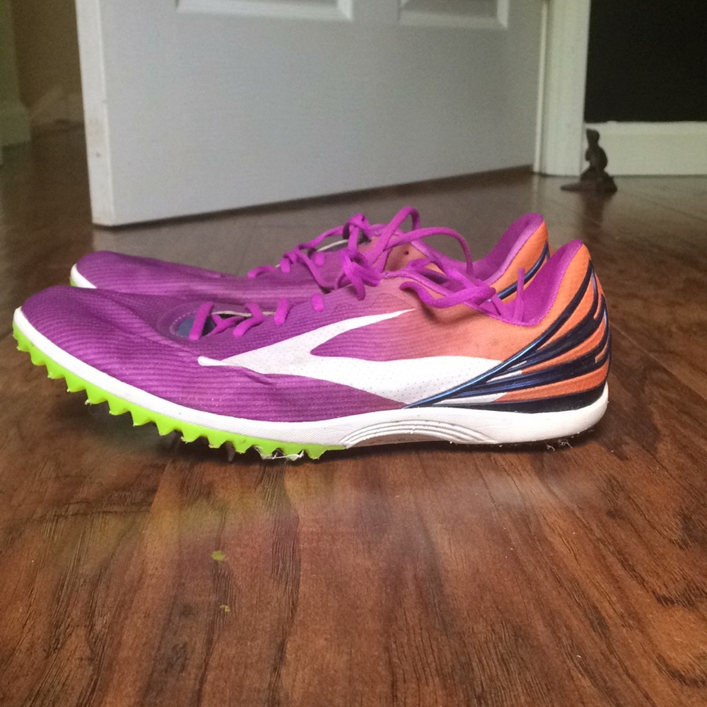 Running shoes